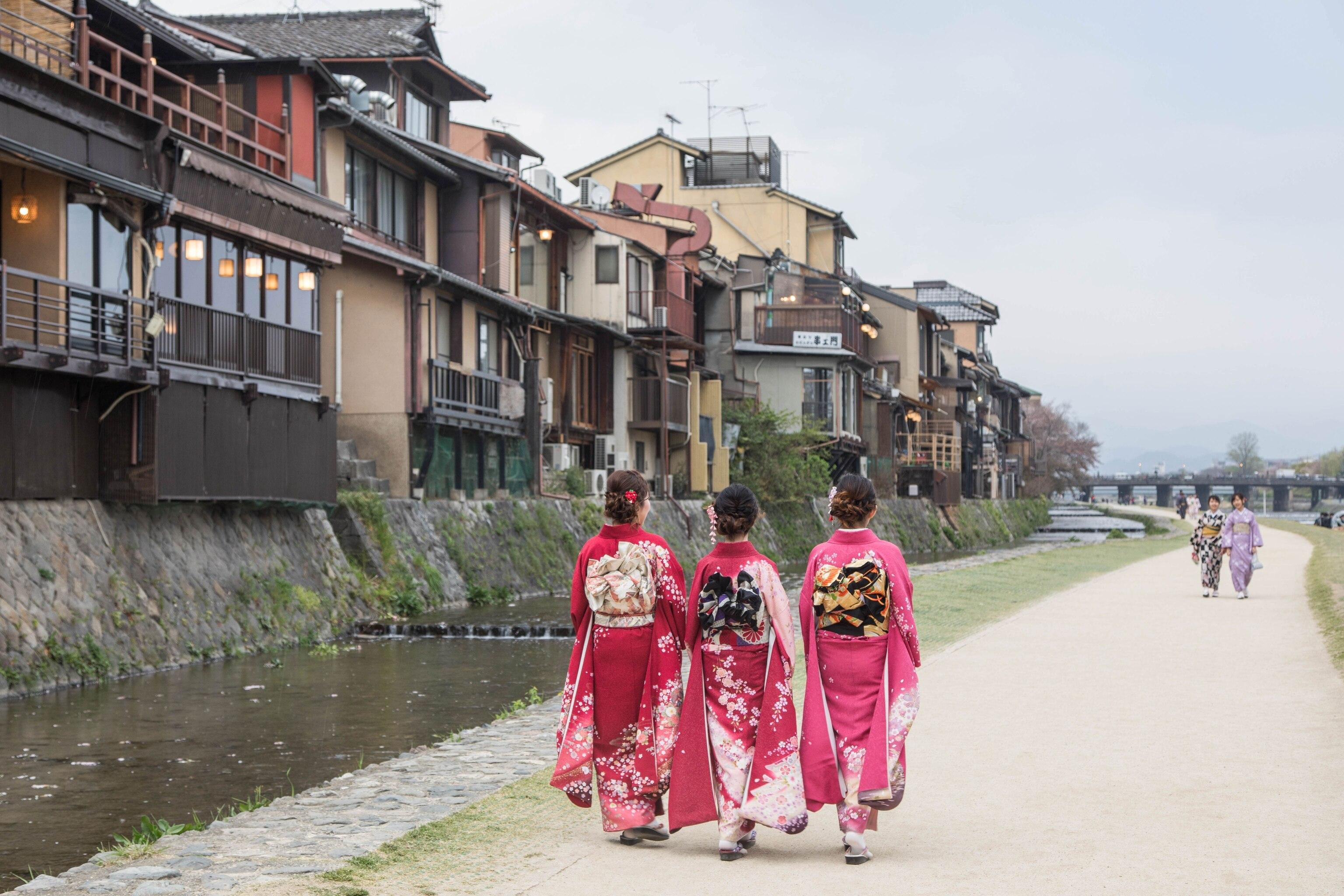 In-Depth Travel Articles & Cultural Insights